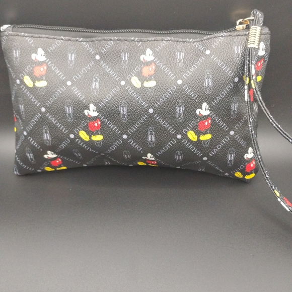 Mickey Mouse Black Wristlet - Picture 2 of 2